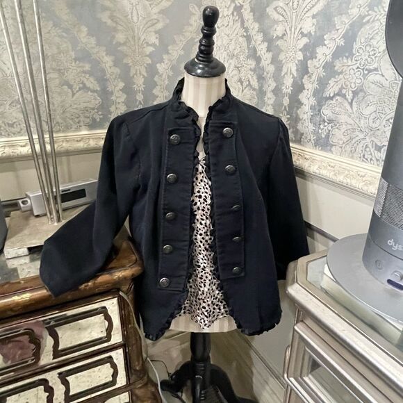 DENIM RUFFLE Placket Jacket! - Picture 3 of 17